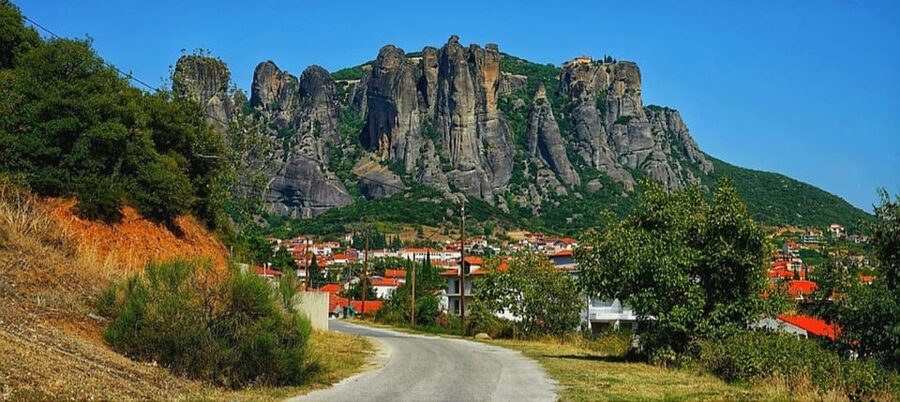 Meteora Monasteries: Full Day Tour from Athens - What $282 per person really covers