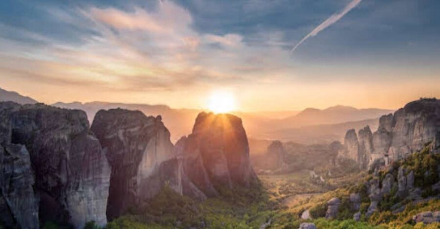 Meteora Private Full Day Tour from Athens & Free Audio Tour - Why Meteora makes this long day worthwhile