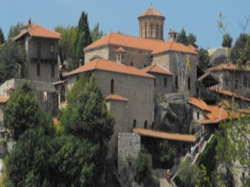 Meteora Private Full Day Tour from Athens & Free Audio Tour - A free audio guide, but not a private historian