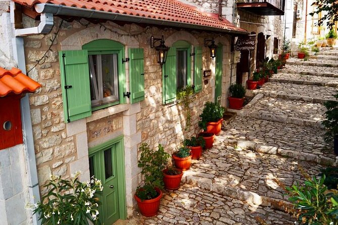 Mt. Villages of Arcadia & Clifftop Monastery Private Day Trip - Why Arcadia makes a strong day beyond Athens