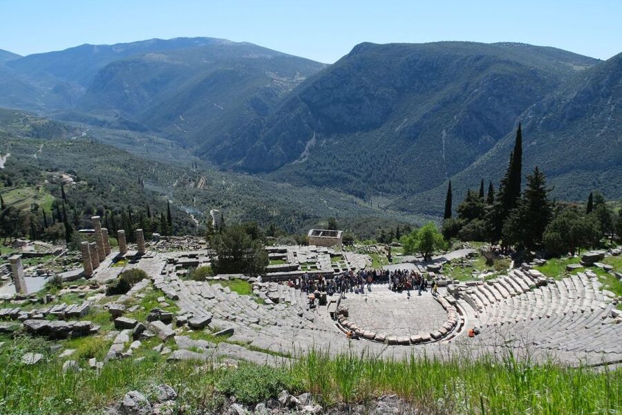 Mystic Delphi Private Tour - What the museum and ruins reveal together