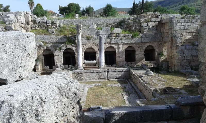 Paul's Biblical and Ancient Corinth Half-Day Tour - Ancient Corinth and the Temple of Apollo