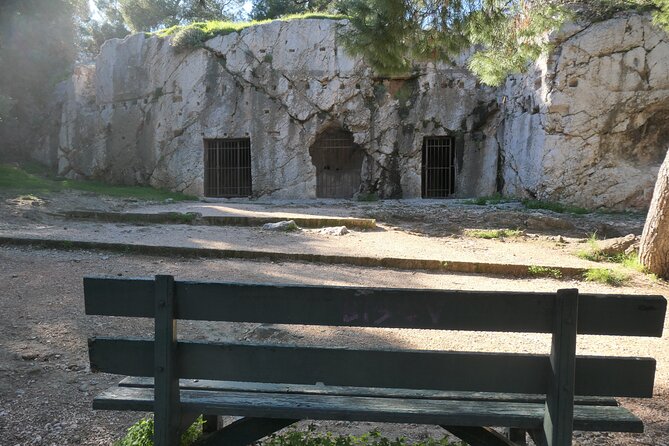 Philosophical Tour in Athens - Agios Dimitrios Loumbardiaris and the birth of democracy
