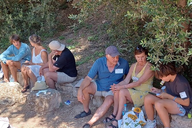 Philosophy Experience at Plato's Academy Park - basic version - The Allegory of the Cave becomes a modern problem