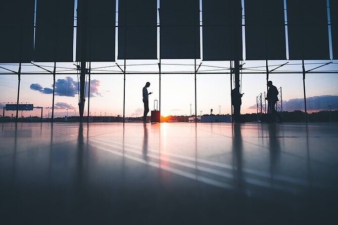 Piraeus Port/ Hotel To Athens AirPort Private Transfer Service - Hotel and apartment pickups in Athens