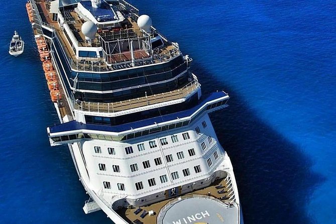 Port of Piraeus to Athens City Centre - The ride to Athens takes about 35 minutes