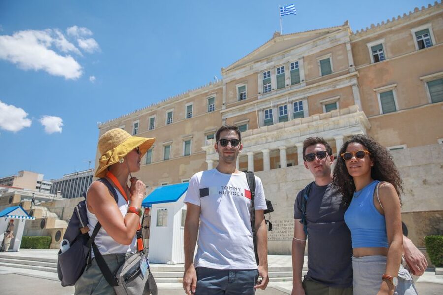 Private Acropolis and Athens City Tour - Syntagma Square and the Changing Guards