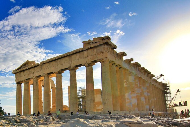 Private Acropolis Guided Tour - Meeting your guide near Makrigianni