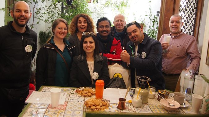 Private Athens Treasure Hunt - A four-kilometer walk through central Athens