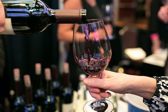 Private Athens Wine Tasting (with a Personal Licensed Wine Guide) - Meeting your guide at Syntagma Square