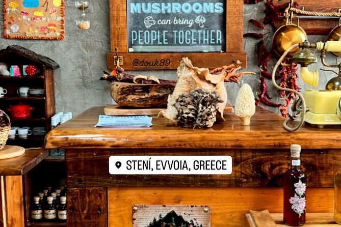 Private Daytrip for Truffle Mushroom Foraging and Wine Tasting - Meeting the mushroom grower at Manitaropolio