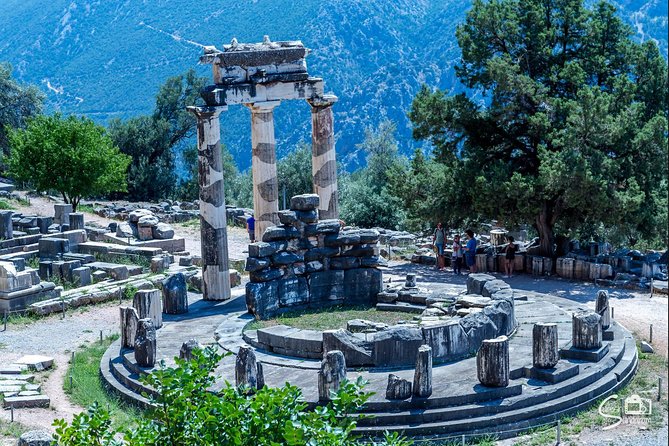 Private Delphi and Hosios Loukas Monastery - Great Lunch and Drinks Included - The Tholos of Athena Pronaia, the stop most big tours miss