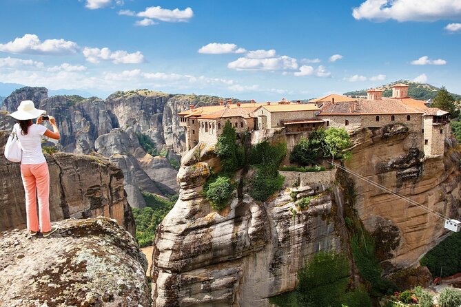 Private Full-Day Trip to Meteora by Train From Athens - Local Agency - The Athens to Kalambaka train at 8:28 am
