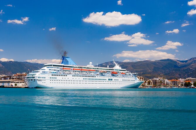 Private Limo Transfer From Athens/Suburbs To Pireaus Port - Timing, Luggage, and Port Details
