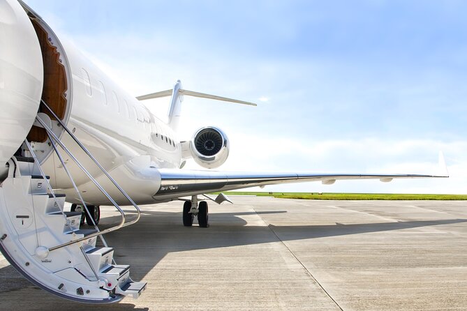 Private Limo Transfer From Athens/Suburbs To Pireaus Port - Comfort Without Turning the Ride Into a Tour