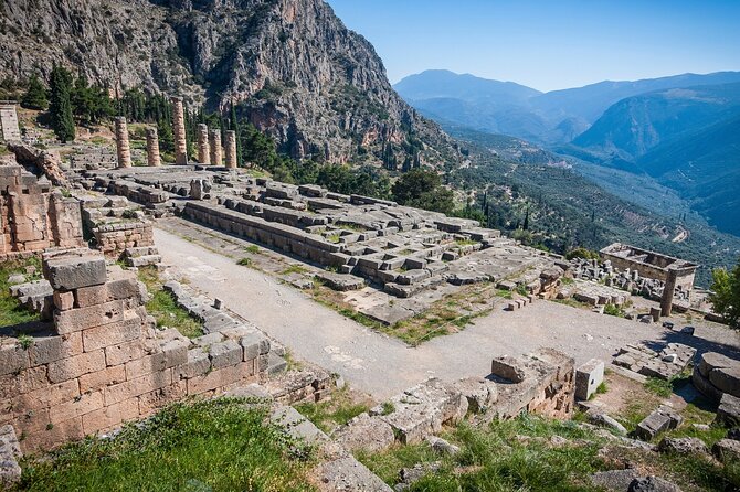 Private Luxury Tour: Delphi & Thermopylae – The 300’s Legacy - Entering the sanctuary of Apollo