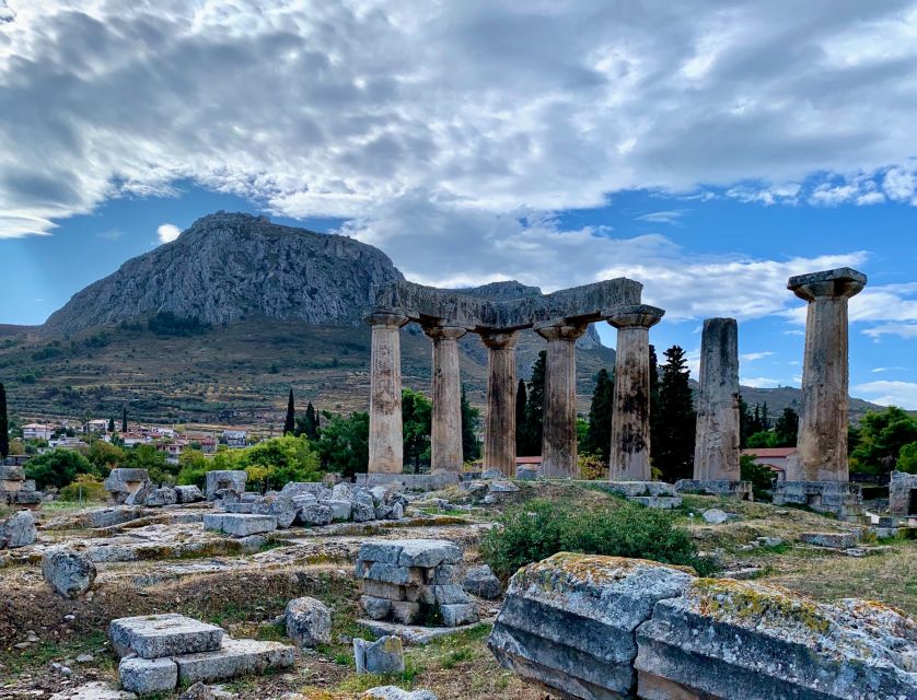 Private Tour to Ancient Corinth, Cave of Lakes & Cog Railway - Reaching Kalavryta by rail and road