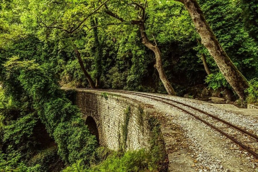 Private Tour to Ancient Corinth, Cave of Lakes & Cog Railway - Crossing the Corinth Canal in 15 minutes