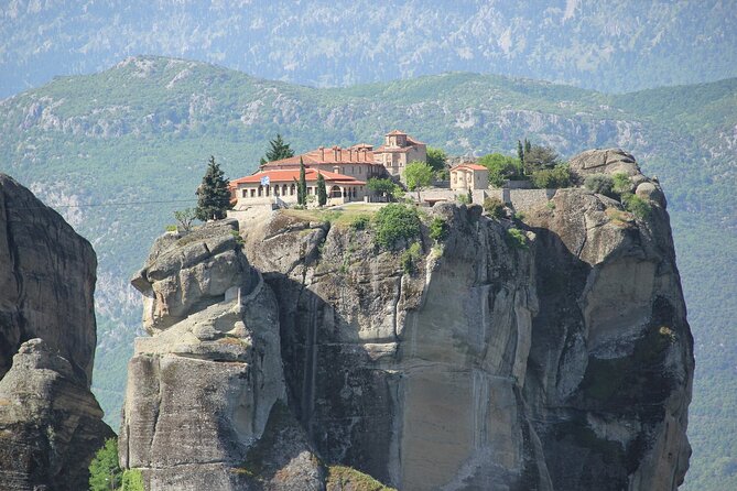 Private Tour to Monasteries of Meteora & Thermopylae from Athens - Great Meteoro, the oldest and largest monastery