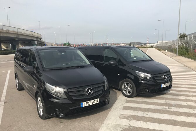 Private Transfer between Athens Airport and Athens City Center - Air Conditioning, Water, and Wi-Fi in Athens Heat