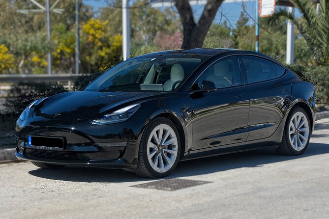 Private Transfer from Athens Airport to Athens City with Tesla - What the positive feedback tells me