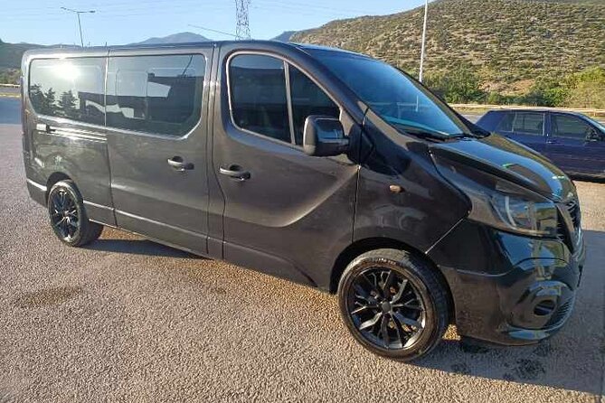 Private Transfer From/To Airport To Athens & Piraeus - The people behind the wheel