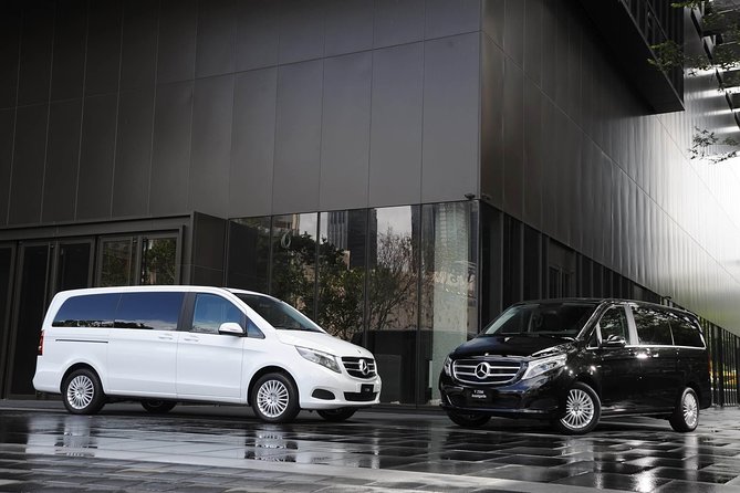 Private Transfer from/to Athens Airport/Hotel in Athens - The 45-minute ride to your hotel