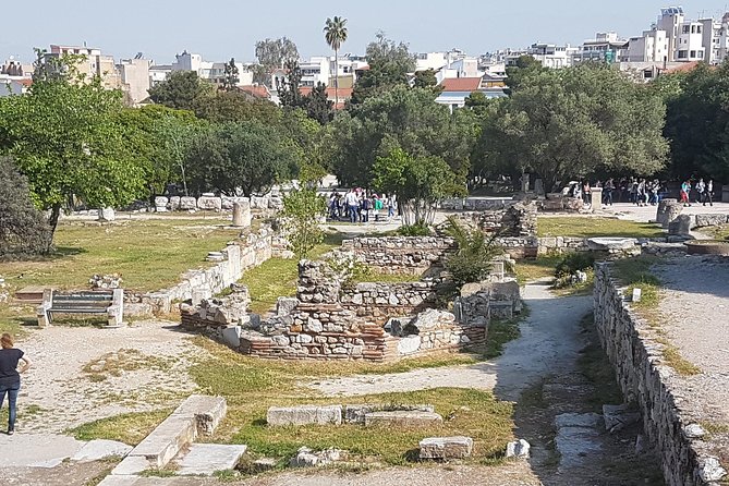 Private Walking Tour: Ancient Agora, Plaka and Monastiraki monuments - Mitropoleos Square and the city cathedral