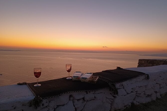 Sunset Lighthouse Armenistis - Guides, commentary, and the human side