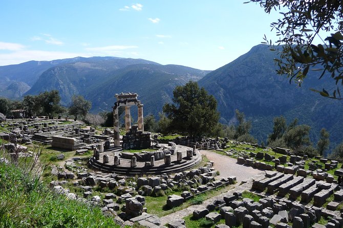 Thermopylae and Delphi full day private tour from Athens - Why combine Thermopylae with Delphi?