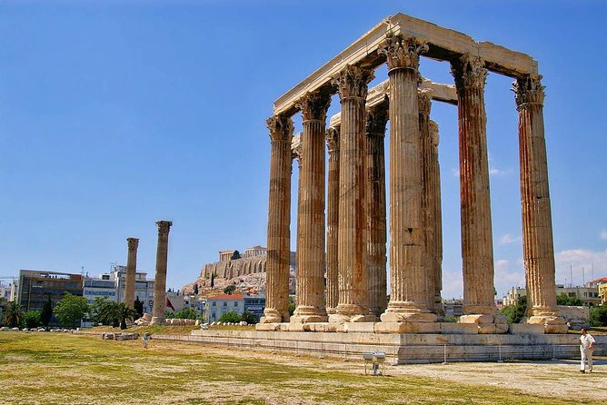 "Tour in Athens in 4 hours" - Parliament, Syntagma, and the changing guard