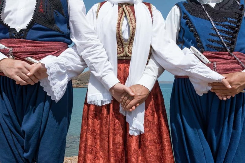Traditional Greek Show in Plaka with Dinner - A Greek night out in the heart of Plaka