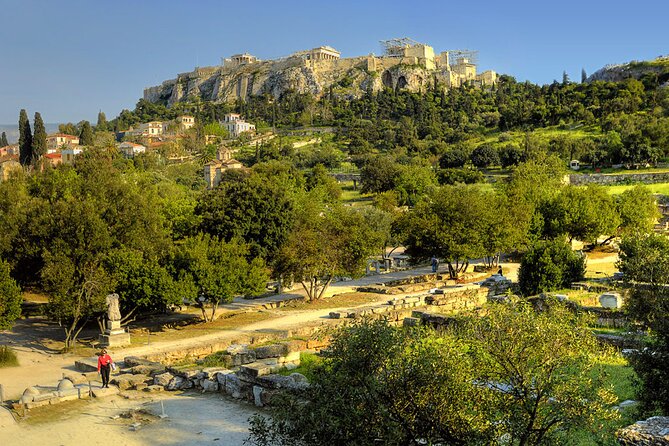 Treasure Hunt Around Acropolis— Private Group - Why the Private Format Matters
