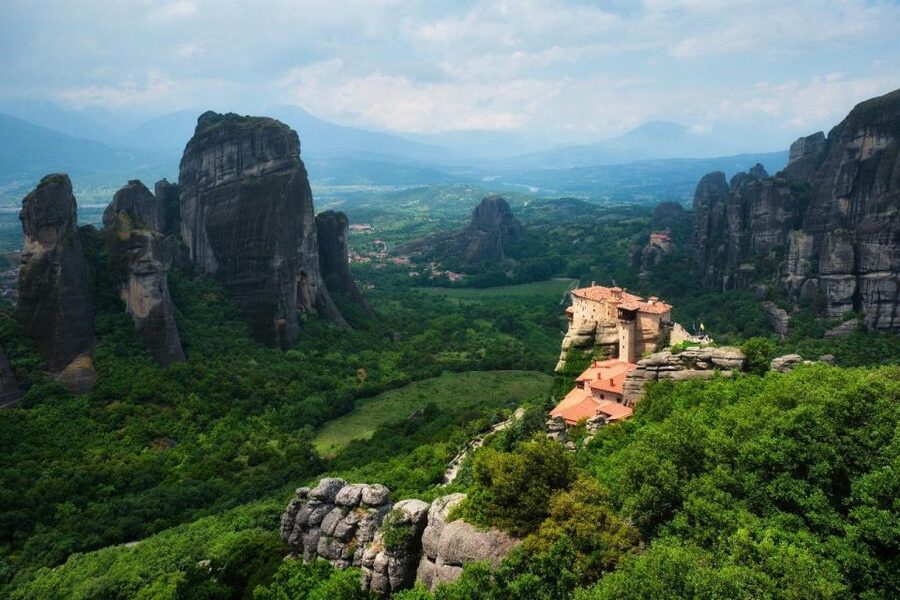 Visit Delphi & Meteora Monasteries Full Day Private Trip - Key points to know before booking