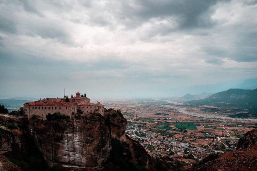 Visit Delphi & Meteora Monasteries Full Day Private Trip - The driver can make or break the day