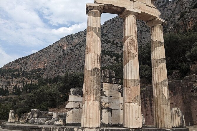Visit Delphi & Meteora Monasteries Luxury Private Tour FromAthens - The long road from Delphi to Meteora